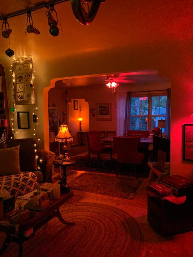 Mystic Portal 420 Guesthouse Colorado Springs Eksteriør billede