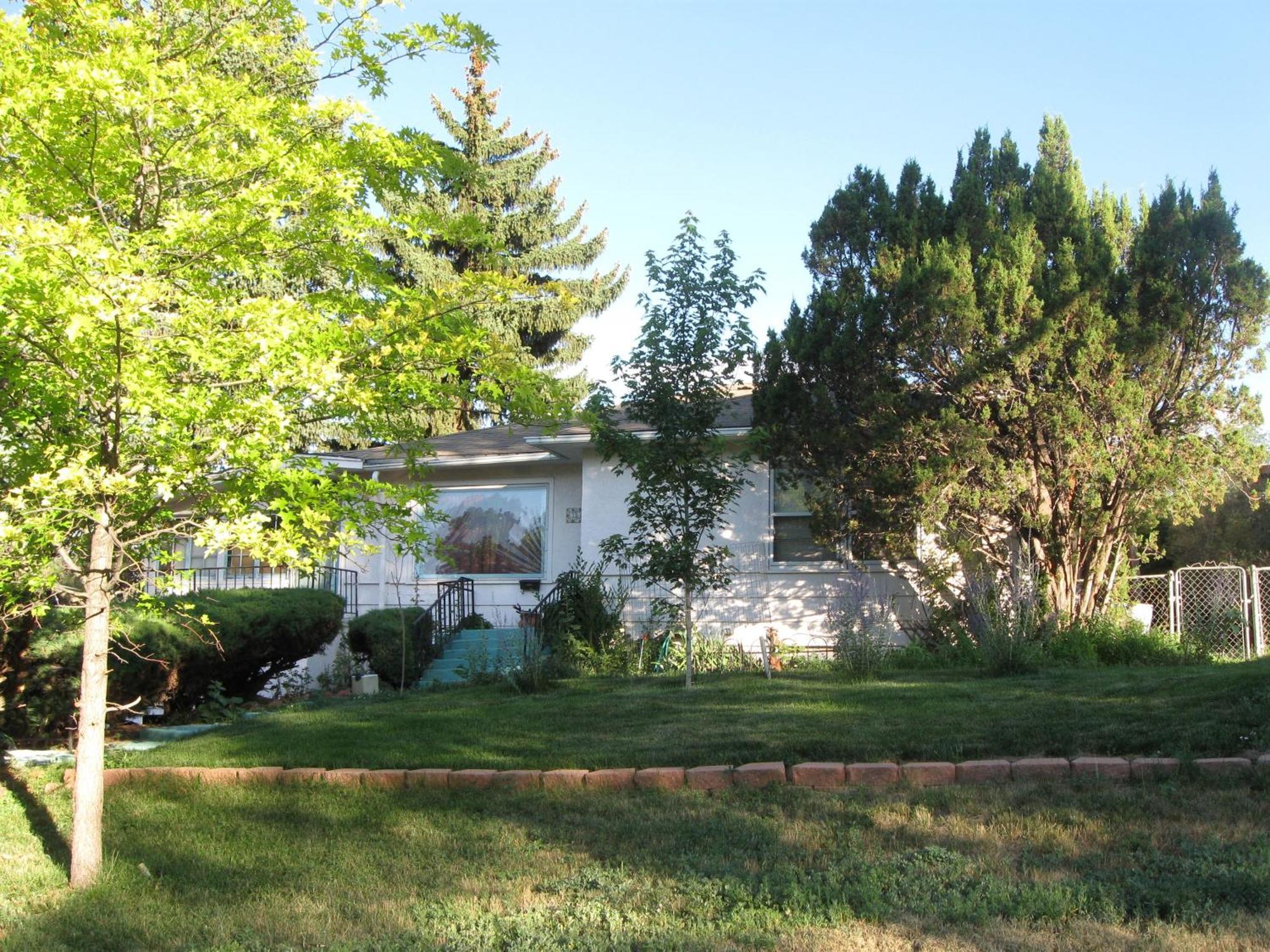 Mystic Portal 420 Guesthouse Colorado Springs Eksteriør billede